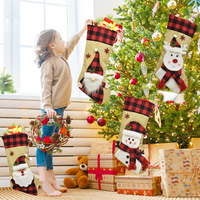 Slatki 3-inčni plišani Švedski patuljak Božićni set čarapa za kamin viseći Božićni ukrasi i dekor za zabave starac