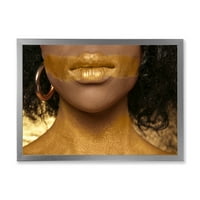 DesignArt 'Afro American Girl sa zlatnom bojom na tijelu' Moderni uokvireni umjetnički tisak